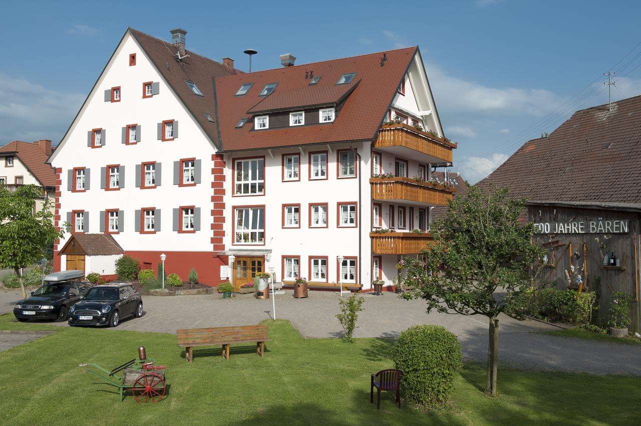 Landgasthof Baeren Kirchzarten Exterior foto